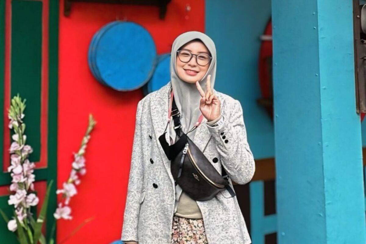 Rika Ekawati, Influencer Halal Inspiratif Yang Terus Mengedukasi Gaya Hidup Sesuai Syariah