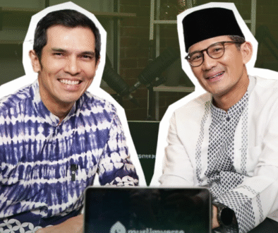 Adrian Maulana menghadirkan konten yang tak luput dari sentuhan nilai keislaman