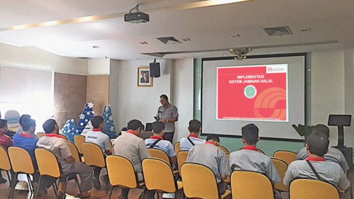 Training Sistem Jaminan Halal Karyawan PT SMART Tbk