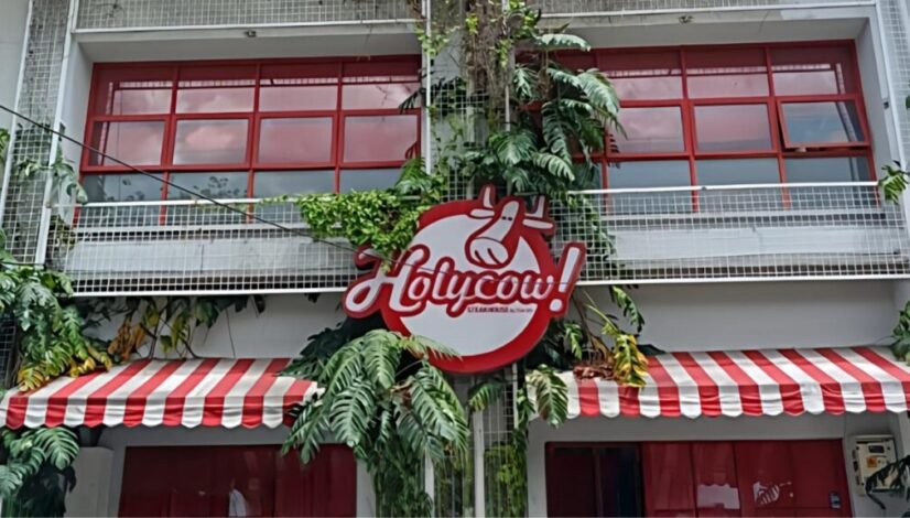 Holycow! Steakhouse by Chef At Cabang Wolter