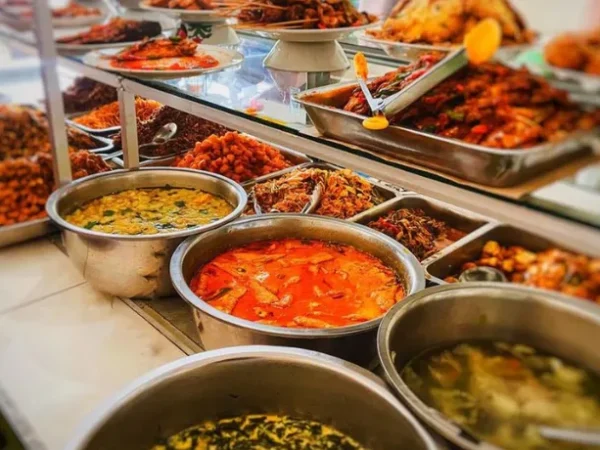 Dampak wajib halal bagi warteg